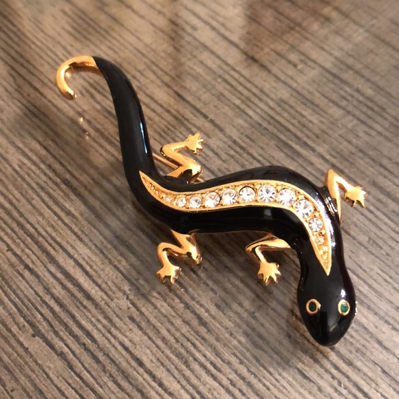 Vintage Avon Black Enamel Salamander Lizard Pin - Picture 10 of 11